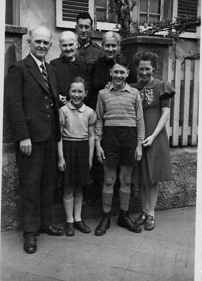 Kaul, Valentin Johannes 1940 im April Salone Elz